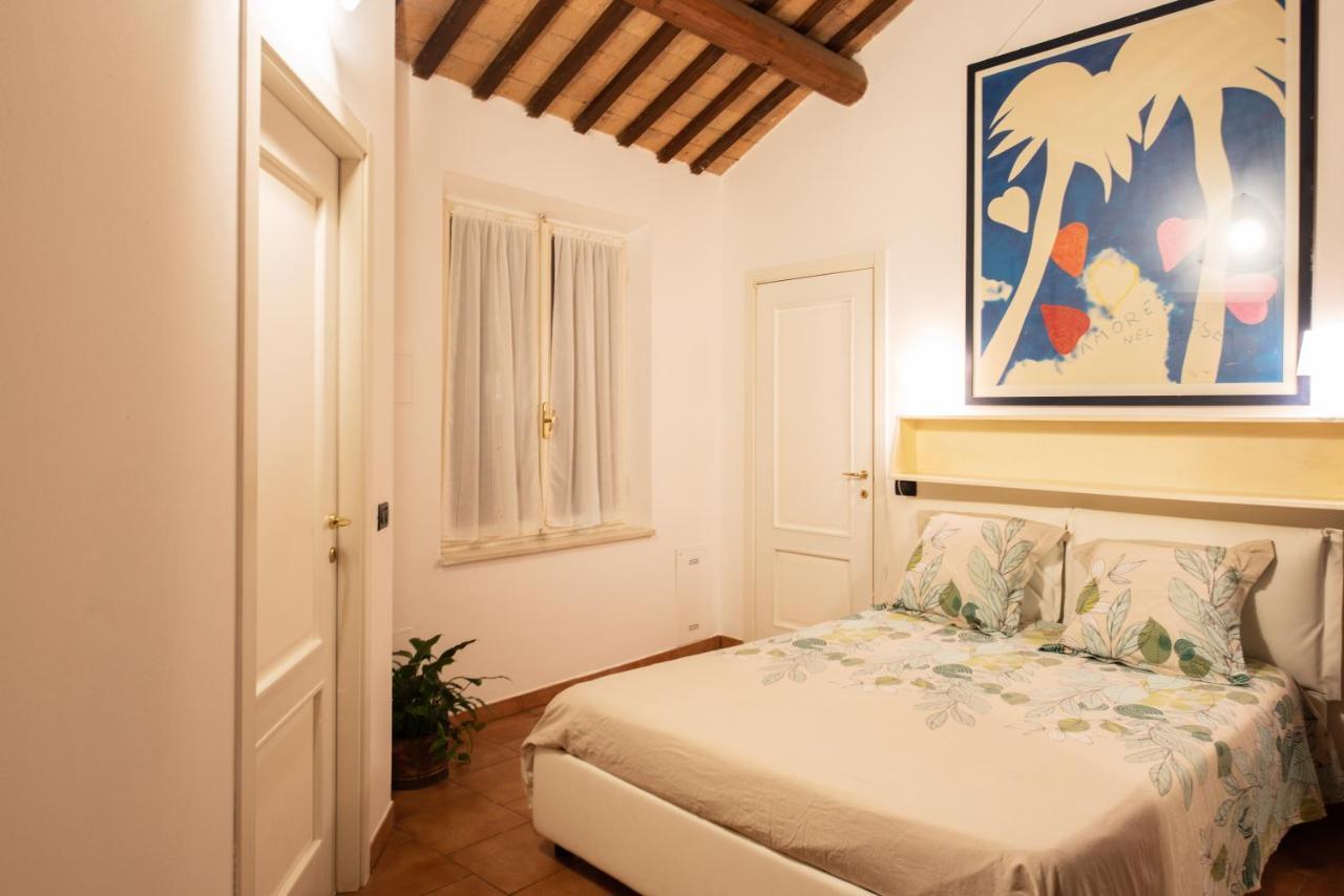 Corte Degli Estensi, Romantica Mansardina 费拉拉 外观 照片